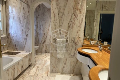 Villa de 7 dormitorios en venta en Castelldefels, Barcelona, Cataluña, Spain № 1023 - foto 30