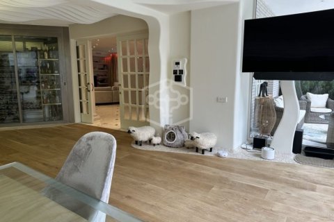 Villa de 7 dormitorios en venta en Castelldefels, Barcelona, Cataluña, Spain № 1023 - foto 21