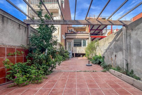 3 chambres apartment à vendre à Badalona, Barcelona, Catalonia, Spain № 9001 - photo 3