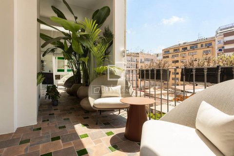 4 bedrooms apartment for sale in Barcelona, Catalonia, Spain № 8859 - photo 19