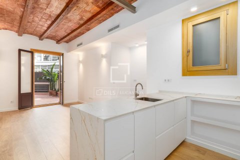 Apartamento de 2 dormitorios en venta en Barcelona, Cataluña, Spain № 8862
