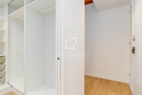 Купить квартиру в Барселона, Испания с 2 спальни, 77м², № 8862 - фото 13