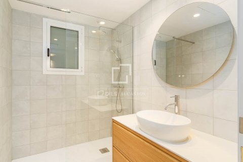 Купить квартиру в Барселона, Испания с 2 спальни, 77м², № 8862 - фото 17