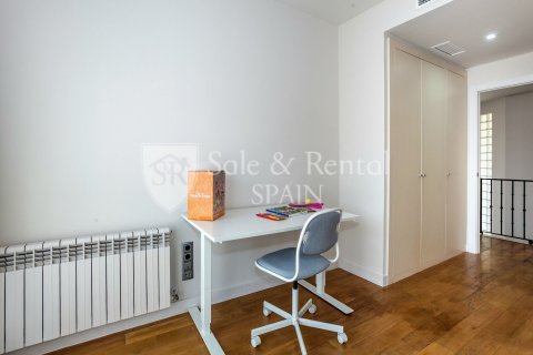 Сasa de 6 dormitorios en venta en Gavà, Barcelona, Cataluña, Spain № 6784 - foto 27