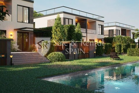 Сasa de 3 dormitorios en venta en Lloret de Mar, Gerona, Cataluña, Spain № 6787 - foto 23