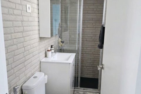 Apartamento de 3 dormitorios en venta en Cataluña, Spain № 6782 - foto 11