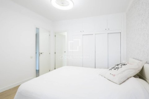 Villa de 5 dormitorios en venta en Castelldefels, Barcelona, Cataluña, Spain № 3820 - foto 26