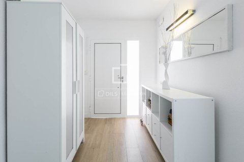 Villa de 5 dormitorios en venta en Castelldefels, Barcelona, Cataluña, Spain № 3820 - foto 19
