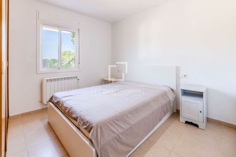 Villa de 4 dormitorios en venta en Sitges, Barcelona, Cataluña, Spain № 3816 - foto 14