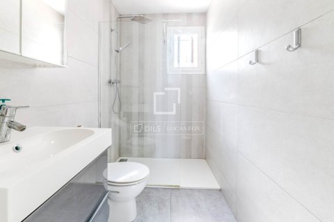 Villa de 4 dormitorios en venta en Sitges, Barcelona, Cataluña, Spain № 3816 - foto 11