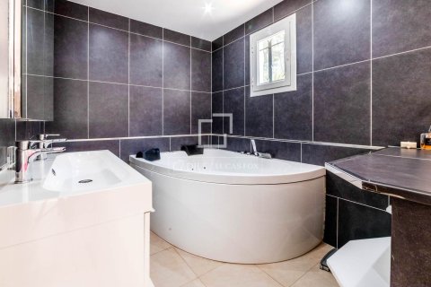 Villa de 4 dormitorios en venta en Sitges, Barcelona, Cataluña, Spain № 3816 - foto 13