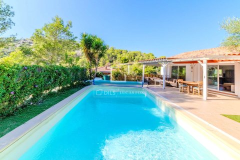 Villa de 4 dormitorios en venta en Sitges, Barcelona, Cataluña, Spain № 3816 - foto 22