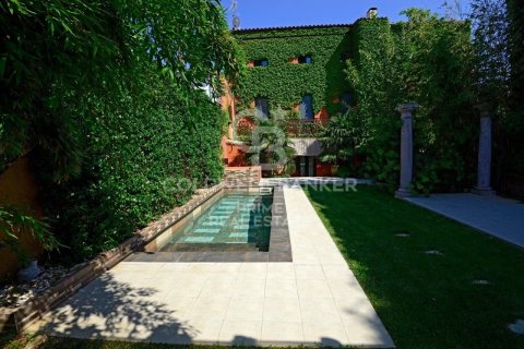 Casa adosada de 3 dormitorios en venta en Palafrugell, Gerona, Cataluña, Spain № 6059
