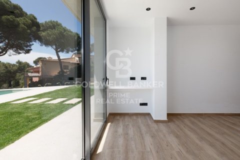 Сasa de 4 dormitorios en venta en Begur, Gerona, Cataluña, Spain № 6062 - foto 12