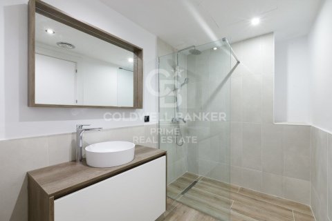 Сasa de 4 dormitorios en venta en Begur, Gerona, Cataluña, Spain № 6062 - foto 14