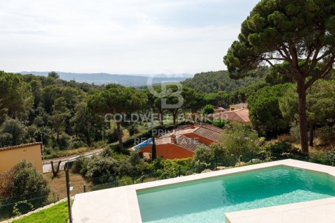 Сasa de 4 dormitorios en venta en Begur, Gerona, Cataluña, Spain № 6062 - foto 7