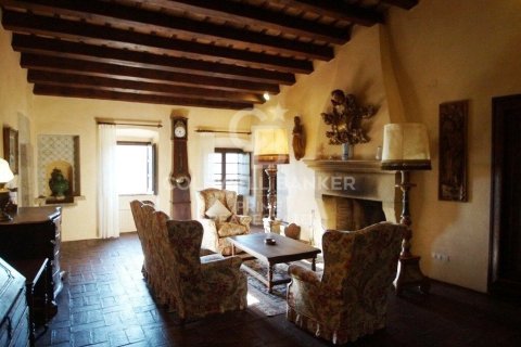 Купить дом в Герона, Испания с 10 спален, 1000м², № 6060 - фото 21
