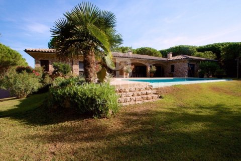 Villa de 5 dormitorios en venta en Pals, Gerona, Cataluña, Spain № 6064 - foto 14