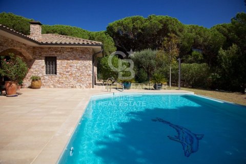 Villa de 5 dormitorios en venta en Pals, Gerona, Cataluña, Spain № 6064 - foto 4