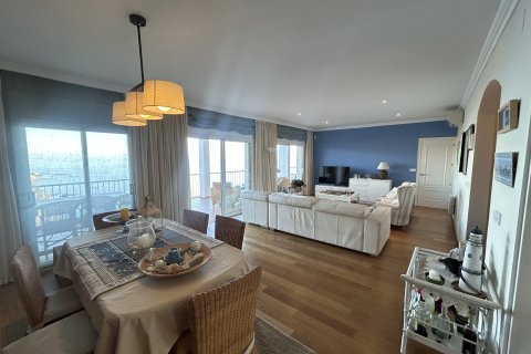 Сasa de 5 dormitorios en venta en Llanca, Gerona, Cataluña, Spain № 1625 - foto 4
