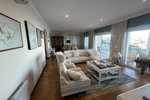 Сasa de 5 dormitorios en venta en Llanca, Gerona, Cataluña, Spain № 1625 - foto 6