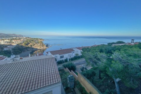 Сasa de 5 dormitorios en venta en Llanca, Gerona, Cataluña, Spain № 1625 - foto 27