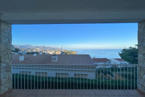 Сasa de 5 dormitorios en venta en Llanca, Gerona, Cataluña, Spain № 1625 - foto 3