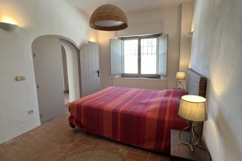 Villa de 4 dormitorios en venta en Begur, Gerona, Cataluña, Spain № 7558 - foto 9