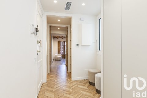 3 bedrooms apartment for sale in Barcelona, Catalonia, Spain № 7554 - photo 17