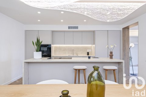 3 bedrooms apartment for sale in Barcelona, Catalonia, Spain № 7554 - photo 9