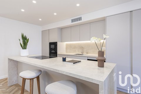 3 bedrooms apartment for sale in Barcelona, Catalonia, Spain № 7554 - photo 11