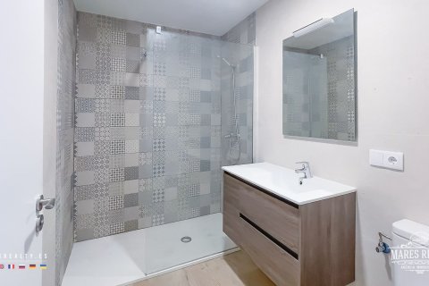 15 rooms commercial property for sale in Lloret de Mar, Girona, Catalonia, Spain № 956 - photo 16