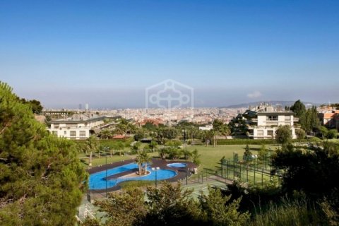 Apartamento de 3 dormitorios en alquiler en Barcelona, Cataluña, Spain № 955 - foto 19