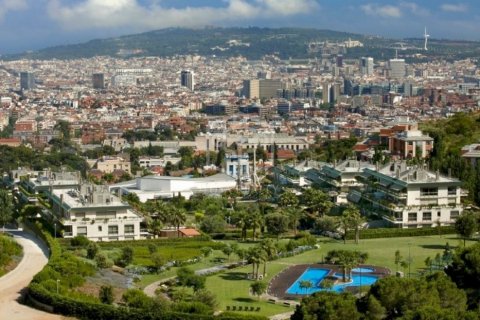 Apartamento de 3 dormitorios en alquiler en Barcelona, Cataluña, Spain № 955 - foto 22