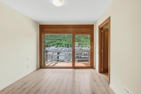 3 bedrooms house for rent in Principado De Andorra (Ninguna Poblacion Tiene C.P.), Lleida, Catalonia, Spain № 7694 - photo 18