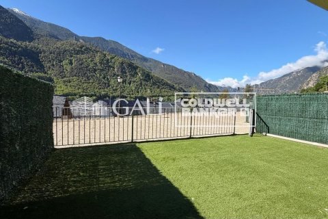 3 bedrooms house for rent in Principado De Andorra (Ninguna Poblacion Tiene C.P.), Lleida, Catalonia, Spain № 7694 - photo 8