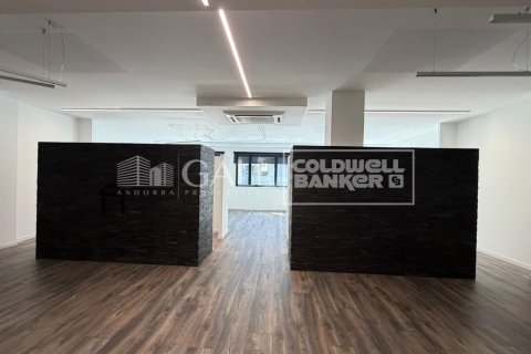 Снять в аренду офис в Андорра, Испания 112м², № 7692 - фото 11