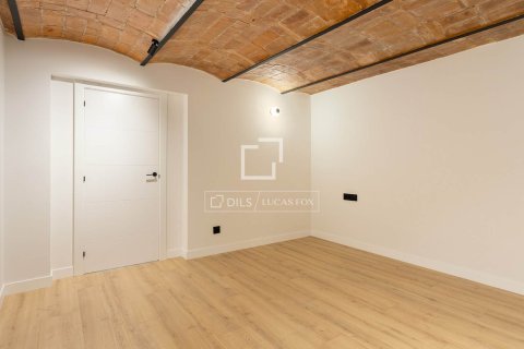 2 bedrooms apartment for sale in Barcelona, Catalonia, Spain № 4055 - photo 19