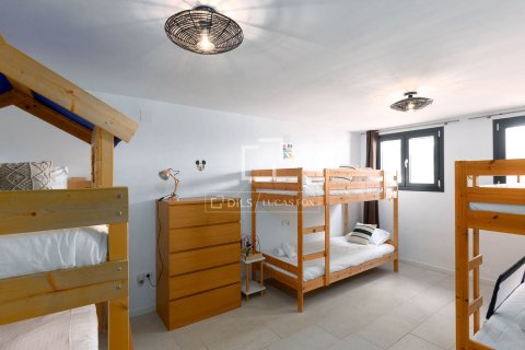 Villa de 7 dormitorios en venta en Arenys de Munt, Barcelona, Cataluña, Spain № 4057 - foto 22