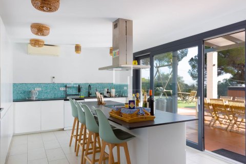 Villa de 7 dormitorios en venta en Arenys de Munt, Barcelona, Cataluña, Spain № 4057 - foto 6