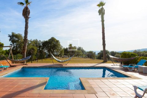Villa de 7 dormitorios en venta en Arenys de Munt, Barcelona, Cataluña, Spain № 4057 - foto 3