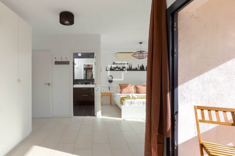 Villa de 7 dormitorios en venta en Arenys de Munt, Barcelona, Cataluña, Spain № 4057 - foto 18