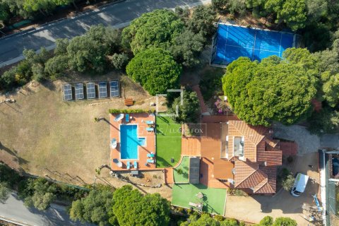 Villa de 7 dormitorios en venta en Arenys de Munt, Barcelona, Cataluña, Spain № 4057 - foto 25