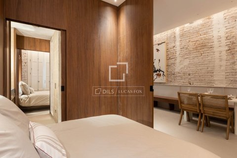 Apartamento de 2 dormitorios en venta en Barcelona, Cataluña, Spain № 4060 - foto 27