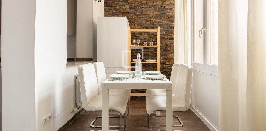 4 bedrooms apartment for sale in Barcelona, Catalonia, Spain № 4056