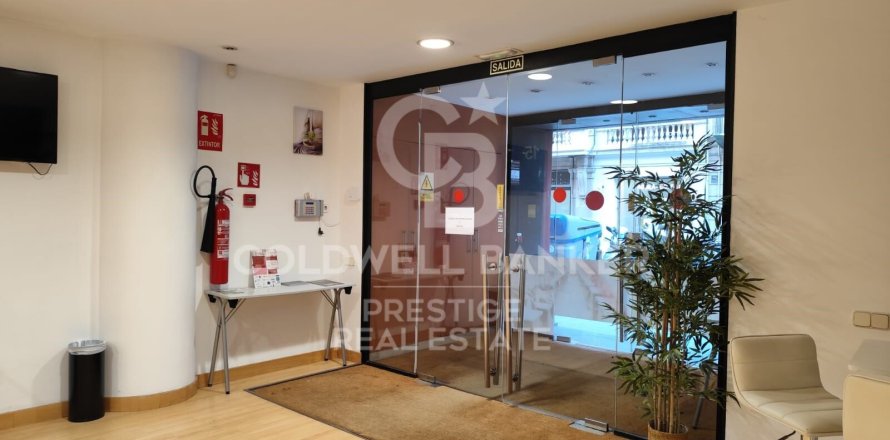 Estudio en venta en Barcelona, Cataluña, Spain № 5723