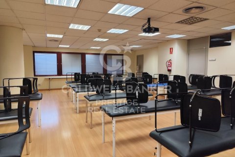 Oficina en venta en Barcelona, Cataluña, Spain № 5723 - foto 3