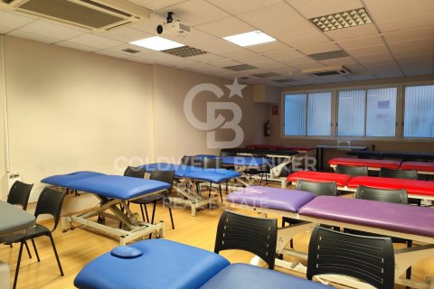Oficina en venta en Barcelona, Cataluña, Spain № 5723 - foto 11