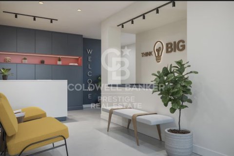 Propiedad comercial en venta en Barcelona, Cataluña, Spain № 5722