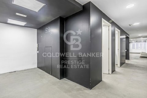 Propiedad comercial en venta en Barcelona, Cataluña, Spain № 5722 - foto 18